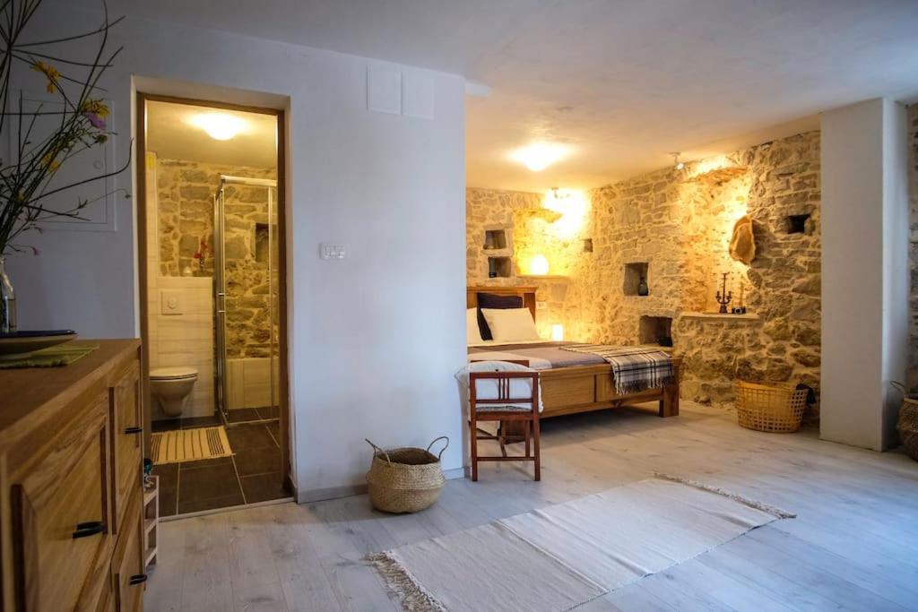 Stone House Kula Milica Villa Mala Cista ภายนอก รูปภาพ