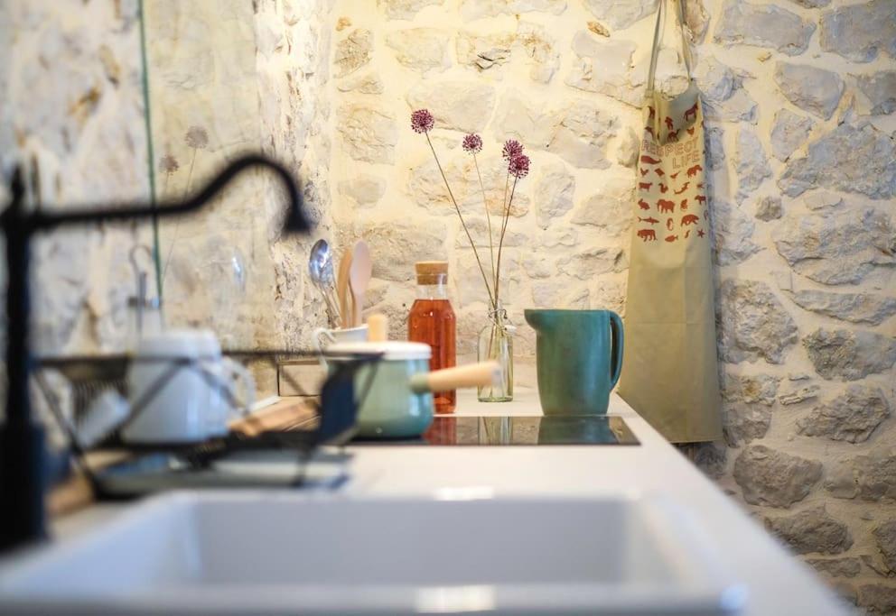 Stone House Kula Milica Villa Mala Cista ภายนอก รูปภาพ